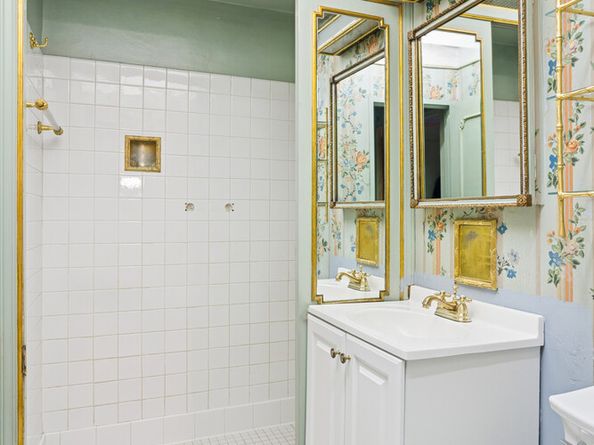 30 East 62nd Street 2F, New York NY 10065