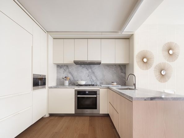 77 Greenwich Street 38B, New York NY 10006