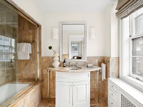 447 East 57th Street 14, New York NY 10022