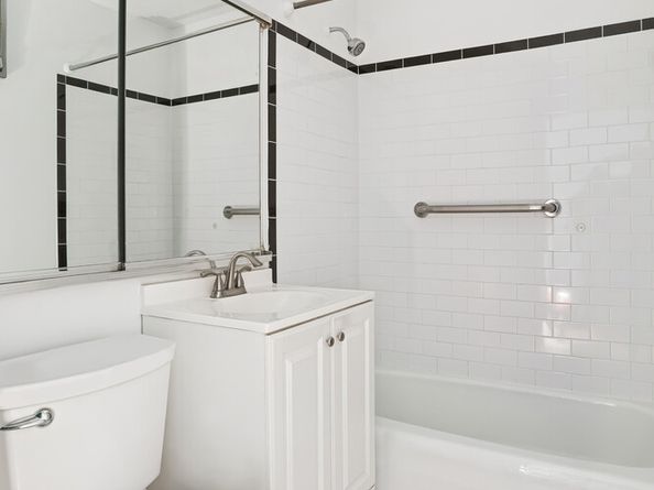 137 Barrow Street 5A, New York NY 10014