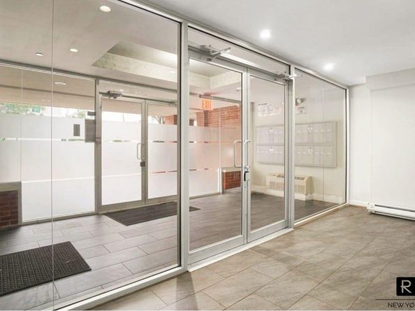 63-34 Fresh Pond Road 3G, Queens NY 11385