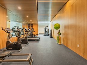 30-05 Vernon Boulevard 2H, Queens NY 11102