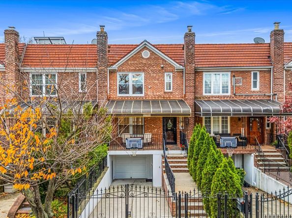 68-48 Juno Street Whole Building, Queens NY 11375