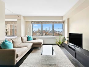 10 West 15th Street 2115, New York NY 10011