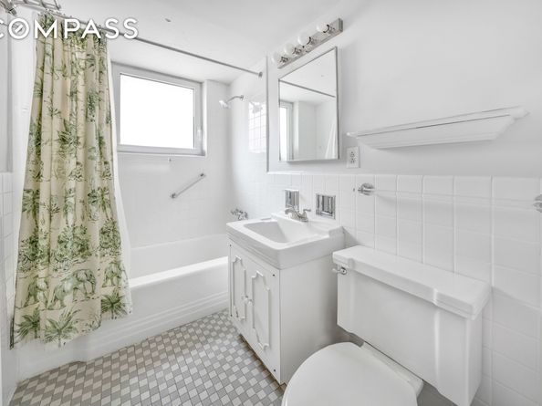 25 Sutton Place S 9R, New York NY 10022