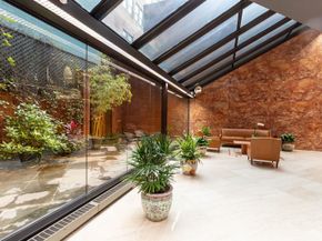 303 East 43rd Street 14A, New York NY 10017