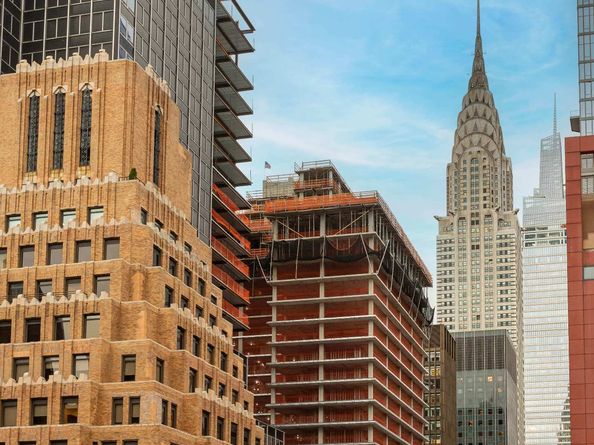 303 East 43rd Street 14A, New York NY 10017