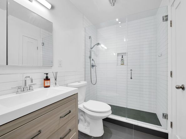 150 East 61st Street 3K, New York NY 10065