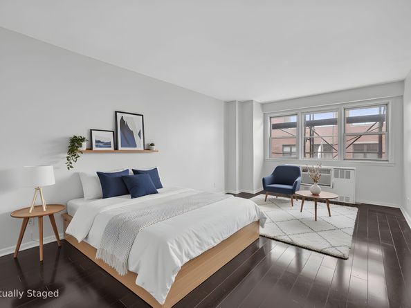 245 East 35th Street 9J, New York NY 10016