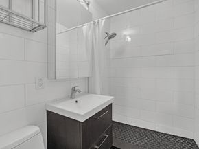 245 East 35th Street 9J, New York NY 10016