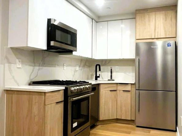 116-17 Grosvenor Lane 1A, Queens NY 11418