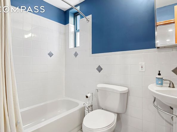 483 Atlantic Avenue, Brooklyn NY 11217