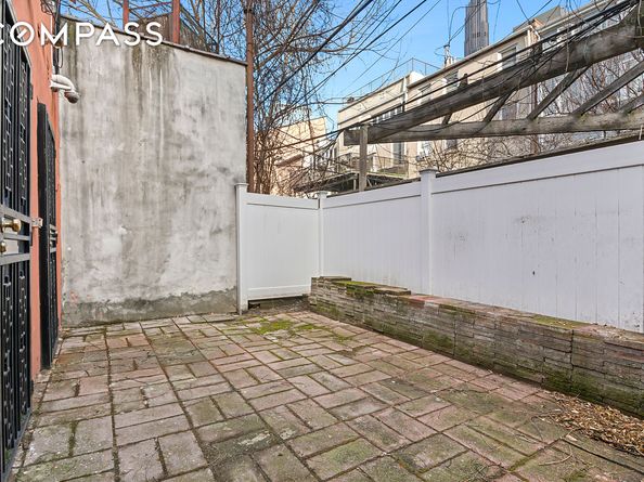 483 Atlantic Avenue, Brooklyn NY 11217