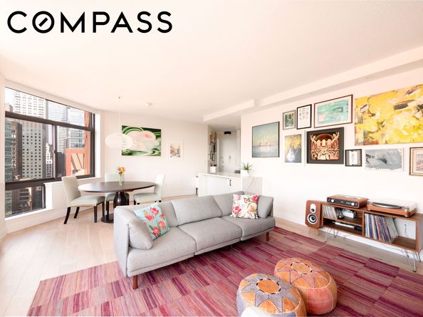 303 East 43rd Street 27A, New York NY 10017