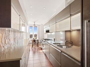 242 East 19th Street 15B, New York NY 10003