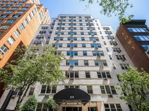 215 East 80th Street 7L, New York NY 10021