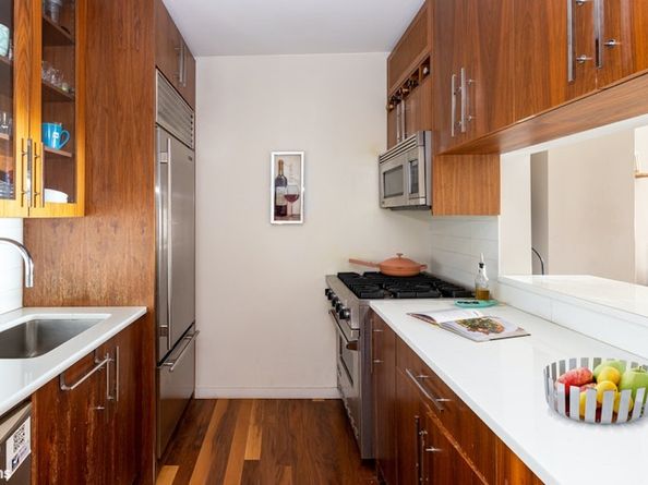 88 Greenwich Street 1613, New York NY 10006