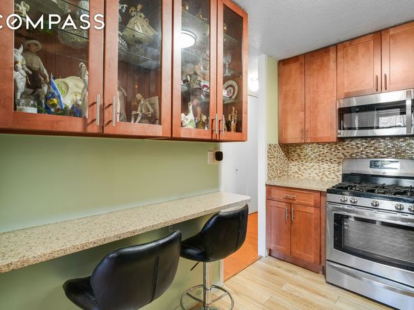 290 West 232nd Street 3A, Bronx NY 10463