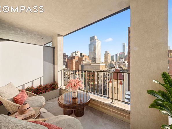 333 East 69th Street 10H, New York NY 10021