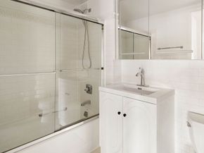 240 East 10th Street 5B, New York NY 10003