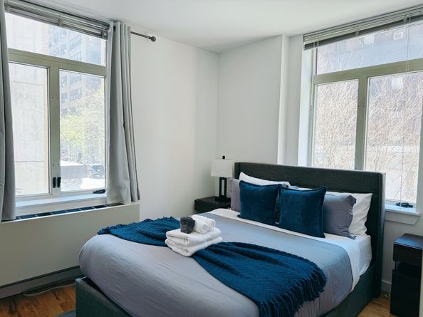 502 9th Avenue 2B, New York NY 10018