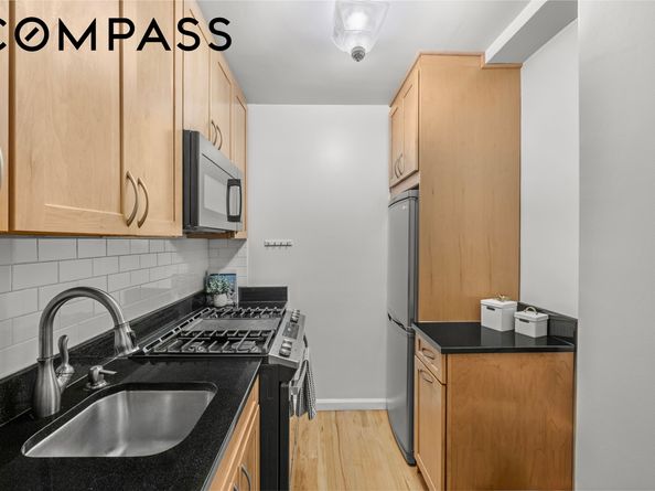 800 Grand Concourse 2BS, Bronx NY 10451
