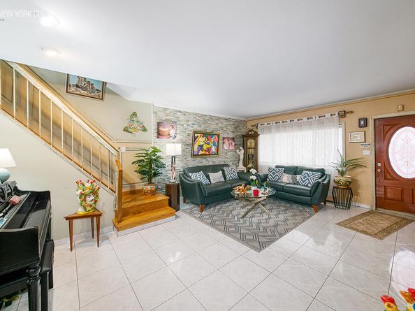 2044 West 8th Street, Brooklyn NY 11223