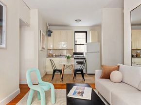 21-38 35th Street 1B, Queens NY 11105