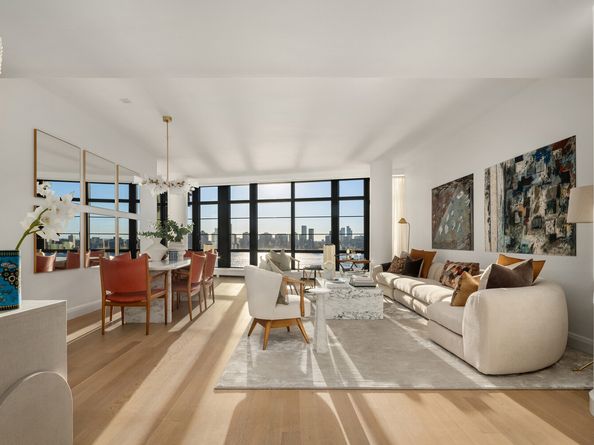 150 Charles Street 14B, New York NY 10014