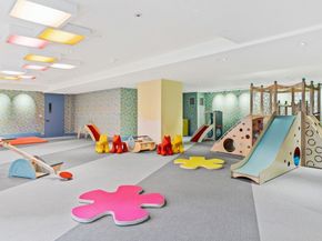 100 Barclay Street B22, New York NY 10007
