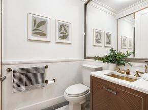 100 Barclay Street B22, New York NY 10007
