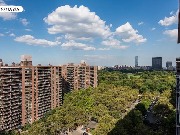 382 Central Park W 16N, New York NY 10025