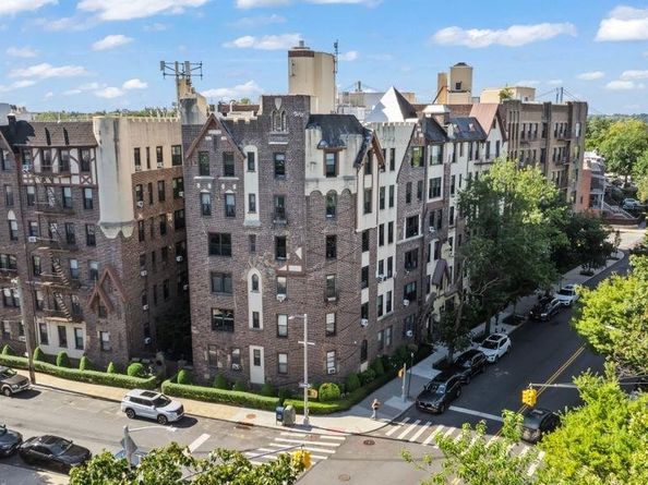 7101 Shore Road 6E, Brooklyn NY 11209