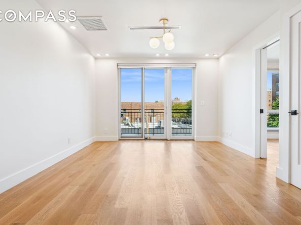 77 Kingsland Avenue 4F, Brooklyn NY 11211