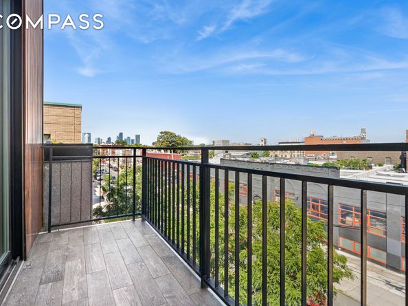 77 Kingsland Avenue 4F, Brooklyn NY 11211