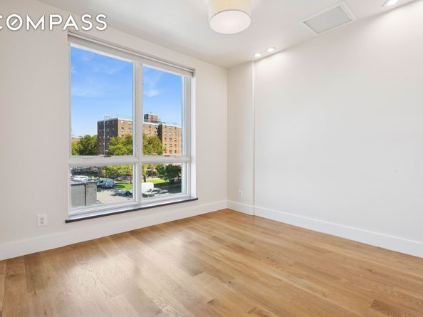 77 Kingsland Avenue 4F, Brooklyn NY 11211