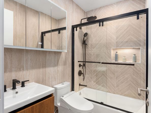 90 Herbert Street 2B, Brooklyn NY 11222