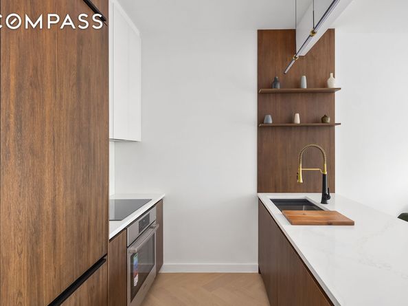 90 Herbert Street 2B, Brooklyn NY 11222