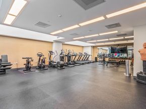 21-30 44th Drive 6I, Queens NY 11101