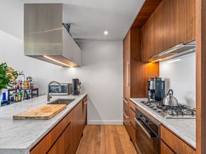 21-30 44th Drive 6I, Queens NY 11101