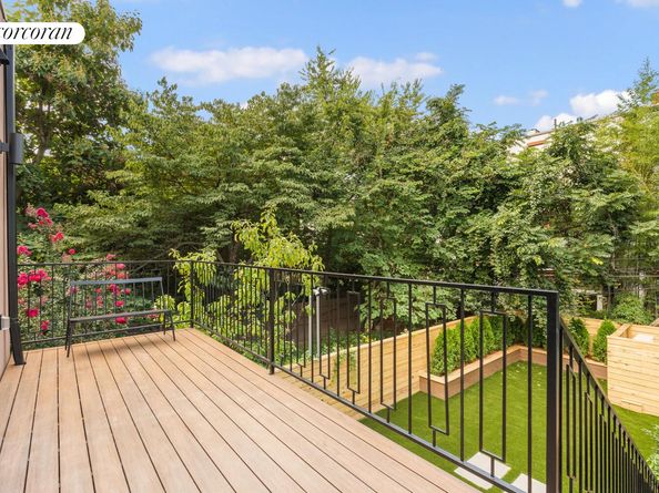 66 Downing Street, Brooklyn NY 11238