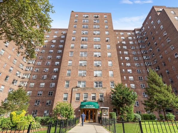 530 Grand Street 8E, New York NY 10002