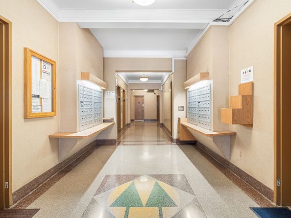 530 Grand Street 8E, New York NY 10002