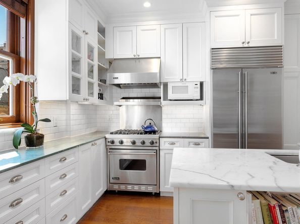 171 West 71st Street 8CE, New York NY 10023