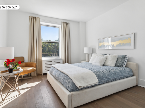 148-09 Northern Boulevard 6A, Queens NY 11354