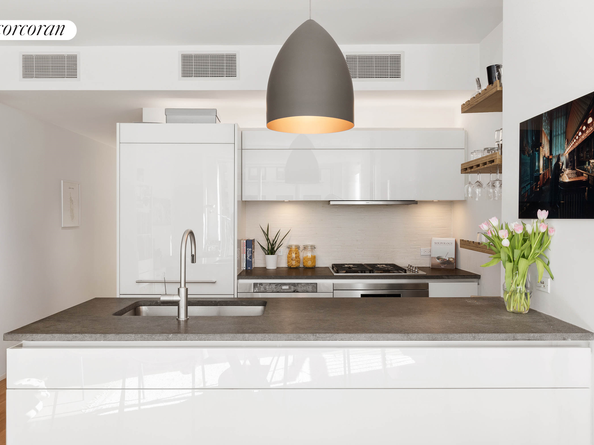 241 5th Avenue 10B, New York NY 10016