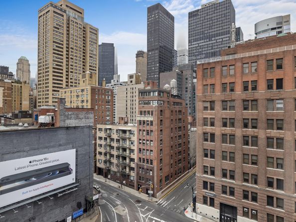 225 East 36th Street 11R, New York NY 10016