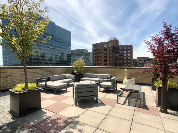 333 East 34th Street 17A, New York NY 10016