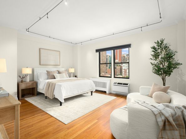 333 East 34th Street 17A, New York NY 10016