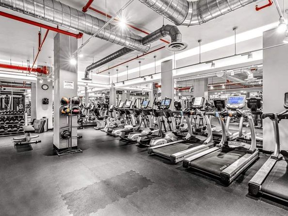 160 East 22nd Street 10D, New York NY 10010